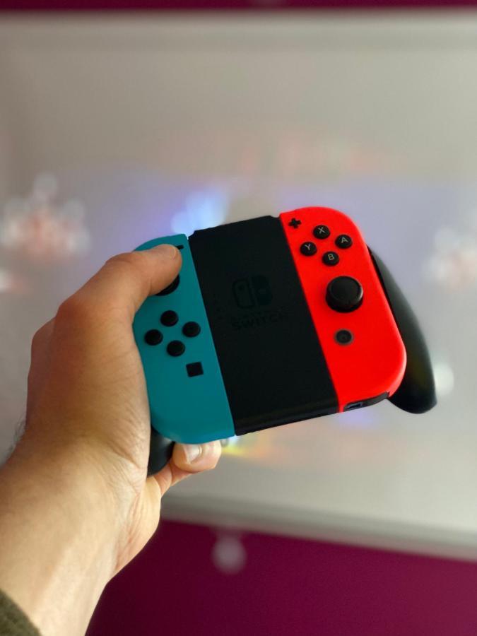 Capsule Groovy-Jacuzzi-Sauna-Billard-Netflix- Nintendo Switch & Jeux Mons Eksteriør bilde