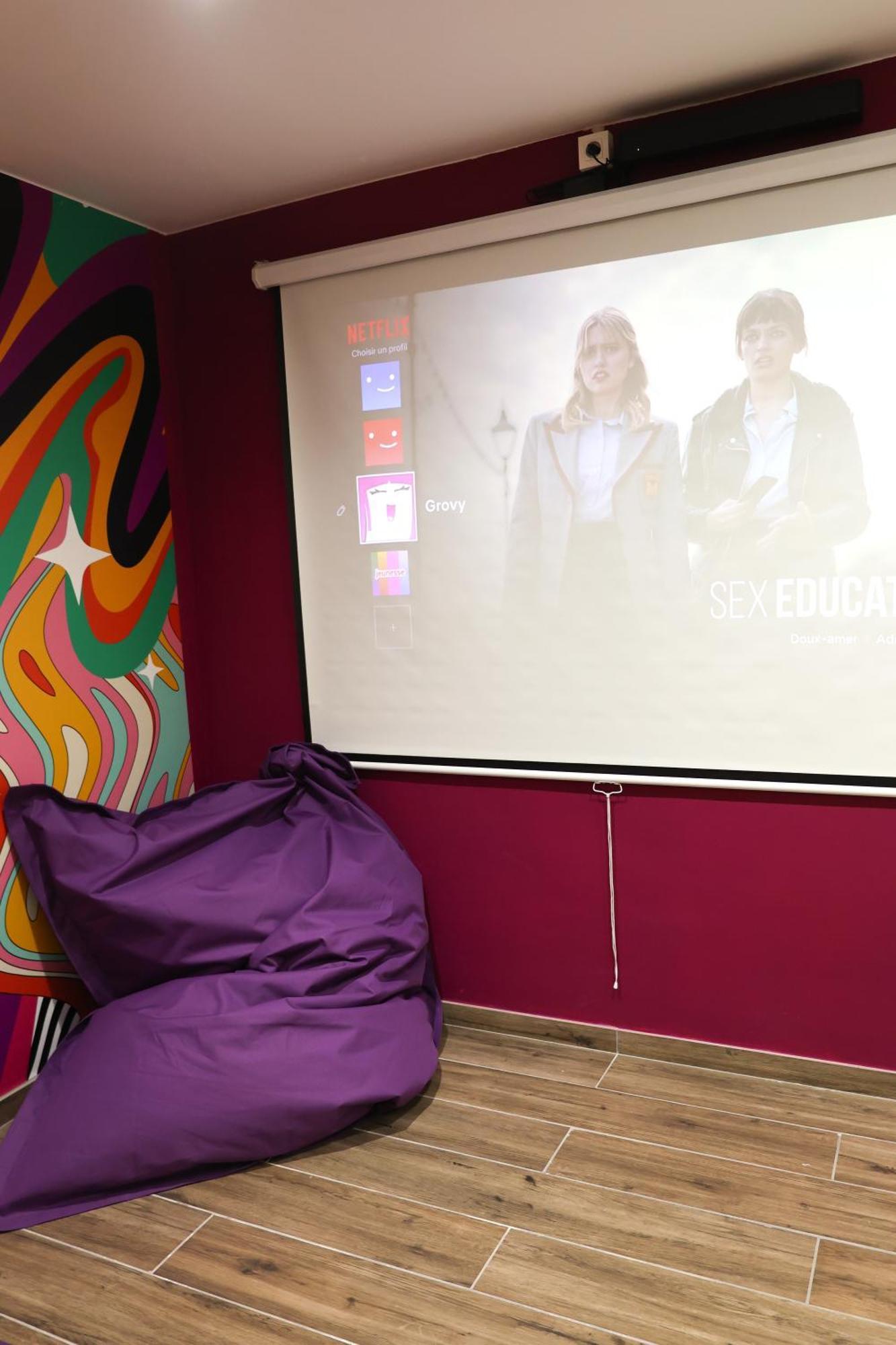 Capsule Groovy-Jacuzzi-Sauna-Billard-Netflix- Nintendo Switch & Jeux Mons Eksteriør bilde