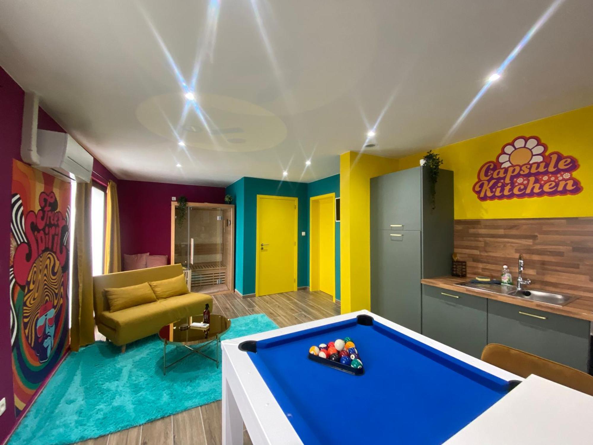 Capsule Groovy-Jacuzzi-Sauna-Billard-Netflix- Nintendo Switch & Jeux Mons Eksteriør bilde